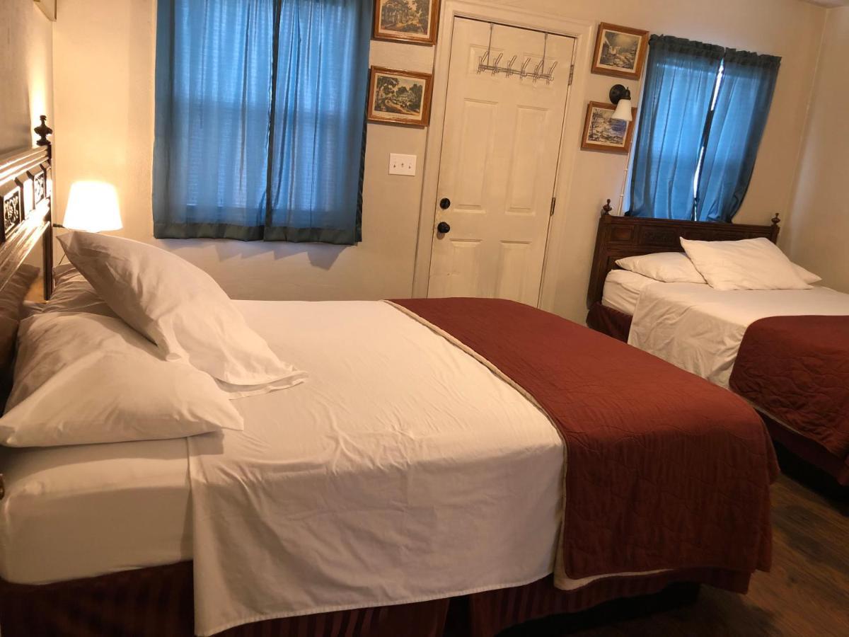 Angeles Motel พอร์ตแองเจลิส ภายนอก รูปภาพ
